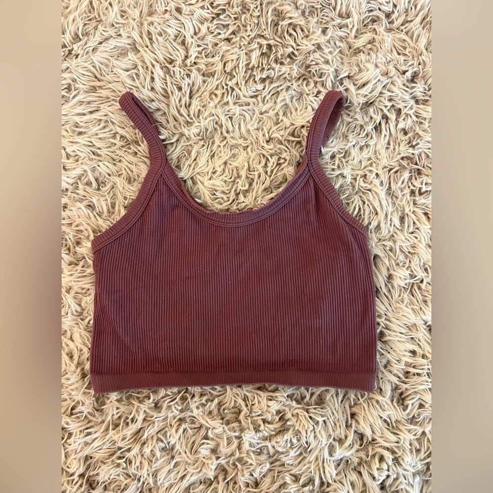 F21 purple ribbed crop top with built in bra